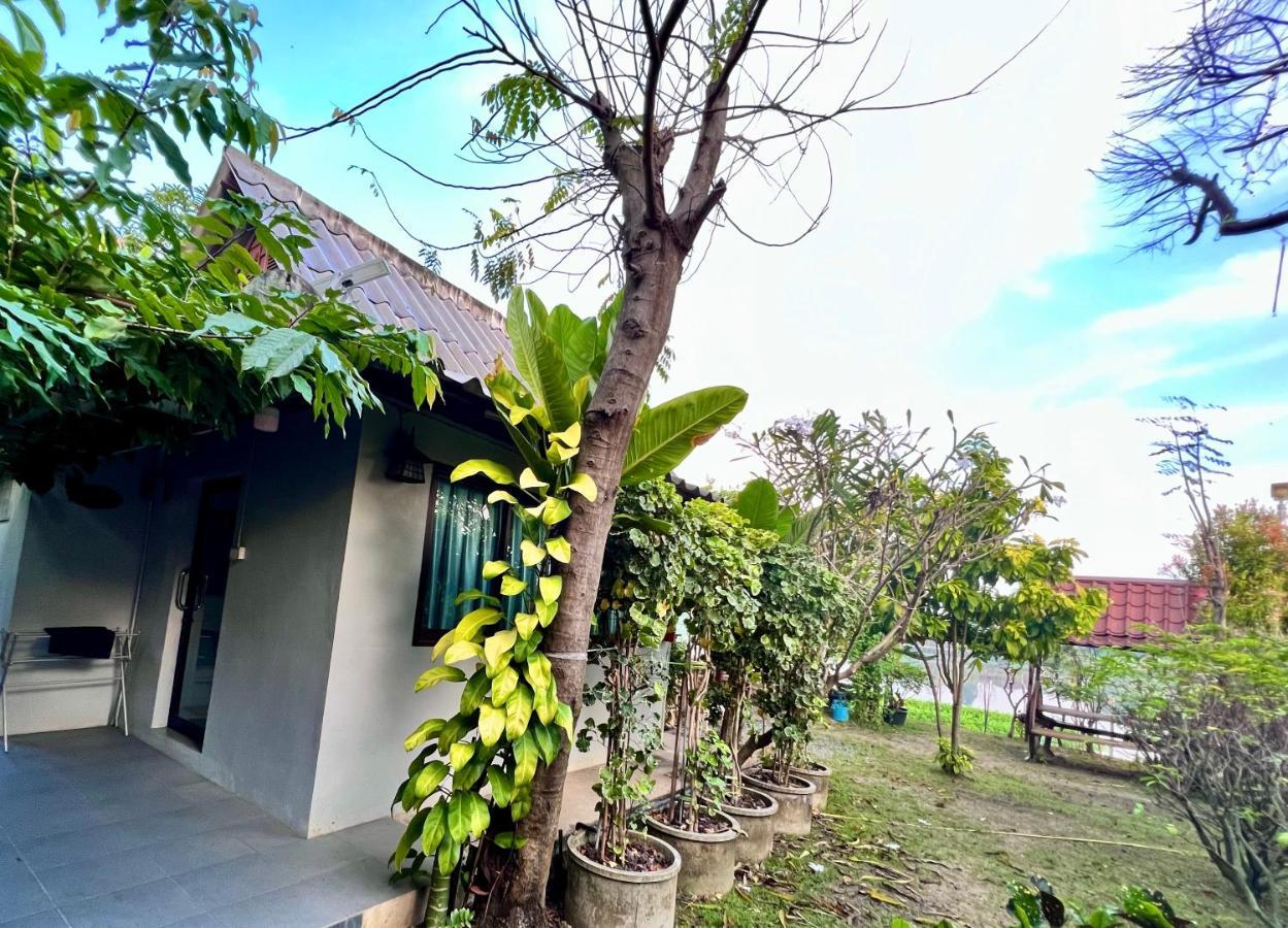 Mrt Riverside Sampran มิสเตอร์ที โฮมสเตย์-ชมนาด المظهر الخارجي الصورة